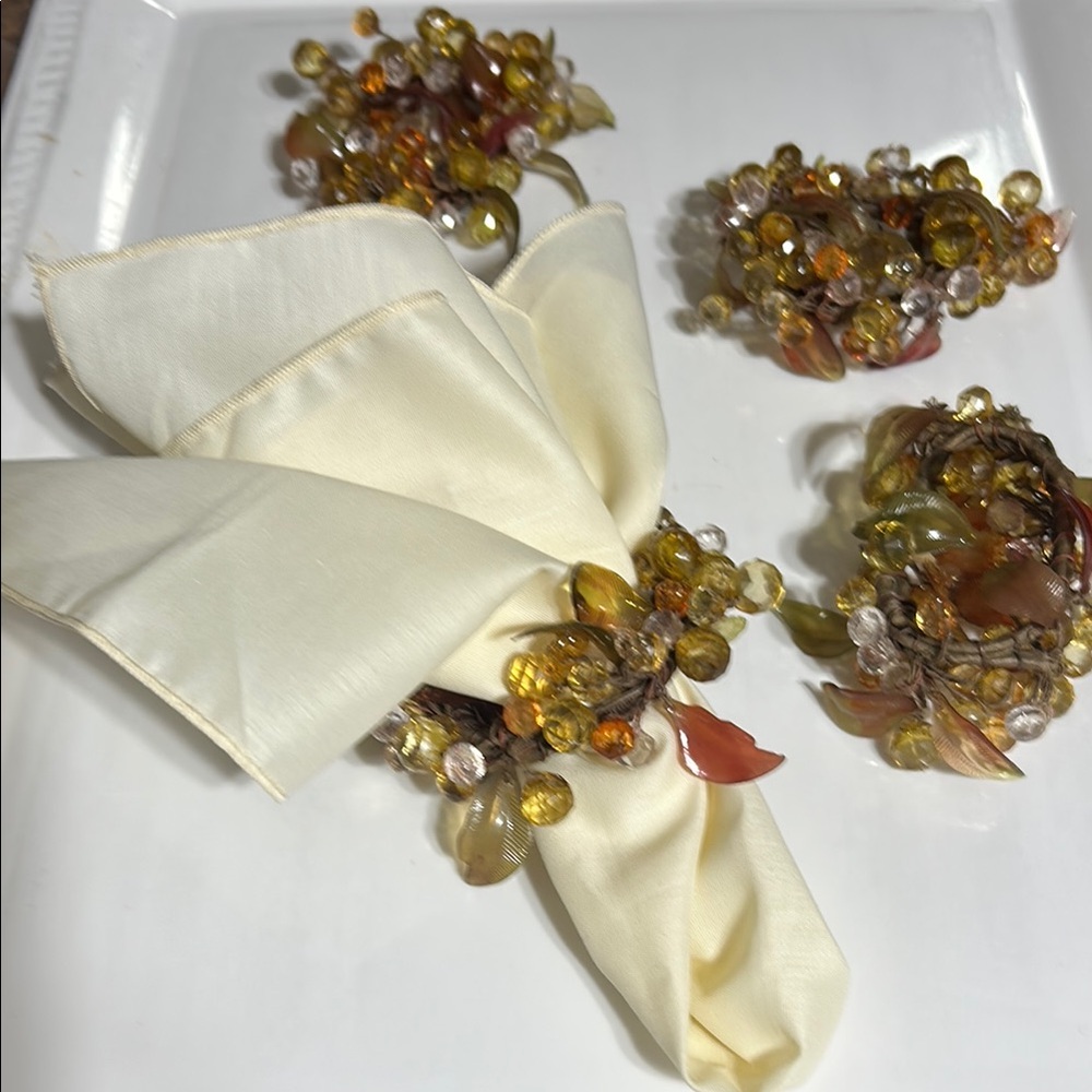 Jewel Beaded Napkin Rings Set